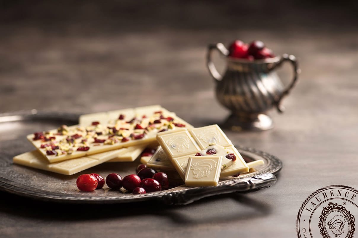 White Chocolate with Pistachio, Almond and Cranberries 85gr